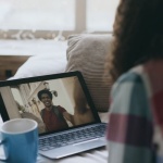 Rester connectés malgré la distance : les secrets d’une communication qui fonctionne