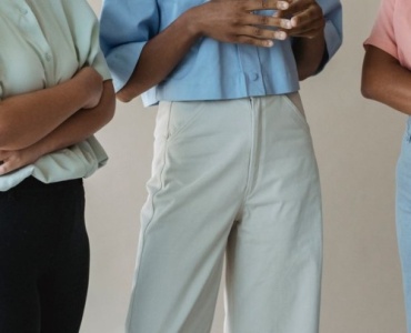 Morphologie en sablier : 10 tenues irrésistibles pour sublimer votre silhouette