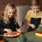 Éveiller le goût des petits : guider les enfants vers de meilleures habitudes alimentaires