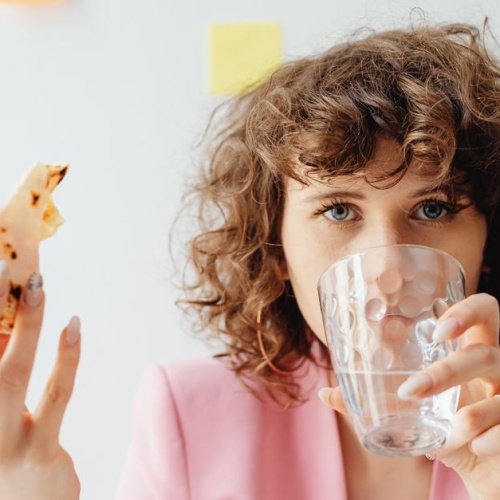 Quand la faim suit le rythme du cycle : comprendre ses signaux et mieux les apprivoiser