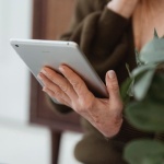 Détox digitale au quotidien : 7 habitudes simples pour un bien-être numérique durable
