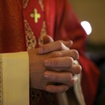 Qu'est-ce qui distingue une chasuble gothique ?